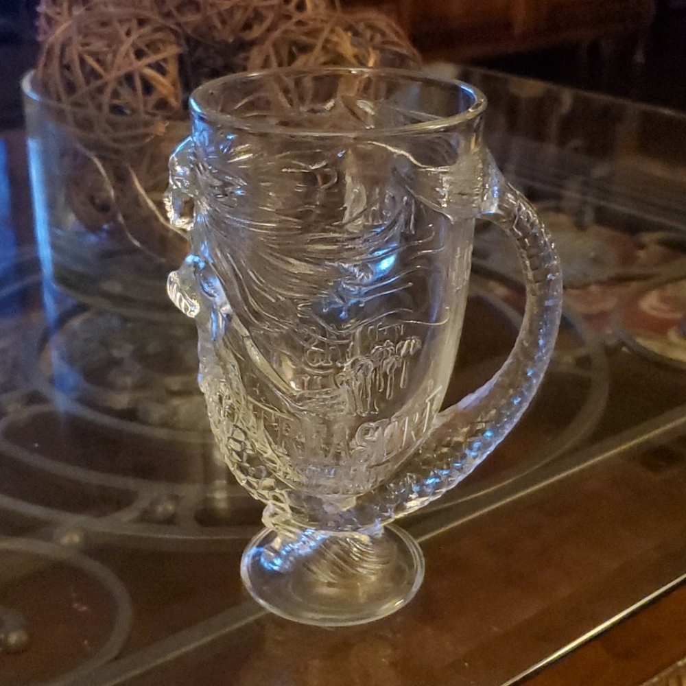 Las Vegas Treasure Island Mermaid Glass Mug